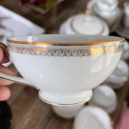 TIR293 Footed Cup
