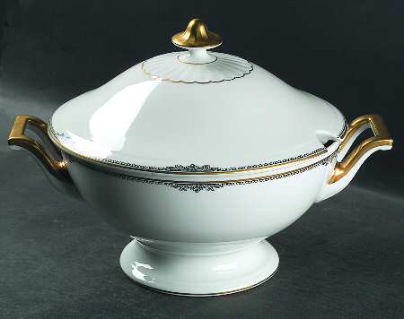 6023 Tureen &  Lid