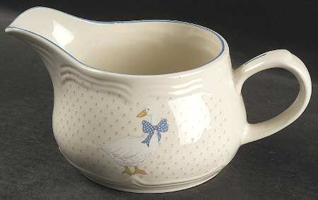 Aunt Rhody Gravy Boat