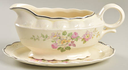649 Gravy Boat & Underplate
