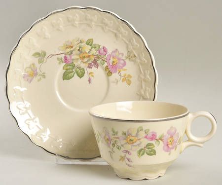 649 Footed Cup & Saucer Set