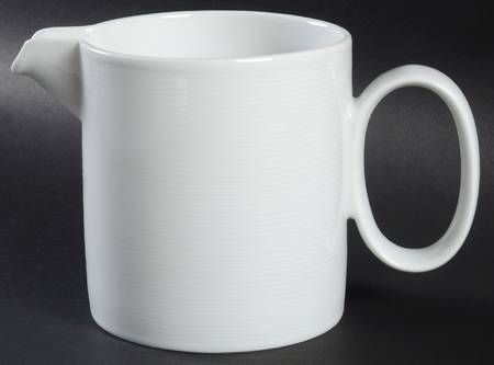 Loft White 24 Oz Jug
