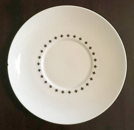 THO271 Saucer