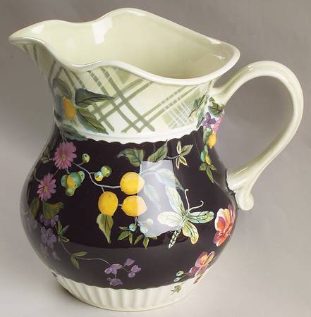 Jardiniere 112 Oz Pitcher