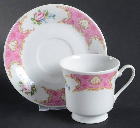 TAU20 Footed Cup & Saucer Set