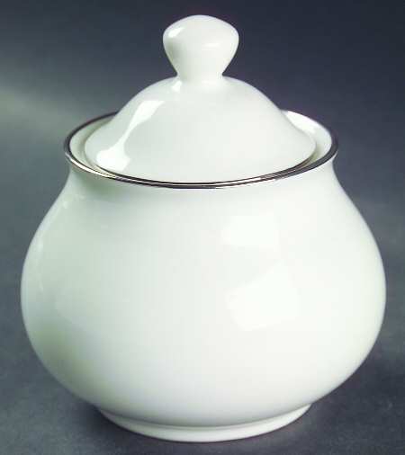 Classique Platinum Sugar Bowl & Lid