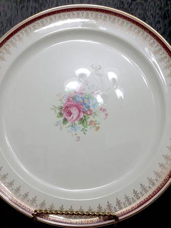 TST568 Dinner Plate