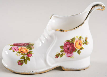 Cottage Rose Figurine