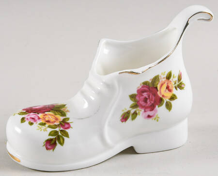 Cottage Rose Figurine