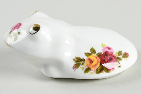 Cottage Rose Lid for Figural Box