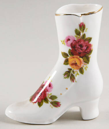 Cottage Rose Figurine