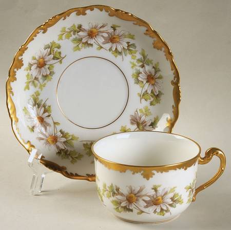 TRV372 (Rim) Flat Cup & Saucer Set