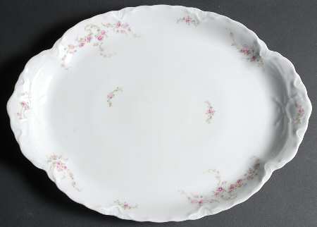 3385 (Scalloped) 16" Oval Serving Platter