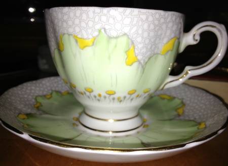 C6264 Footed Cup & Saucer Set