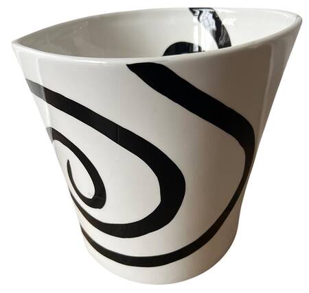 Urban Graffiti Spiral 7" Vase