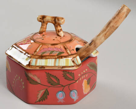 Artesian Road Ramekin W/Lid W/Wicker Spoon
