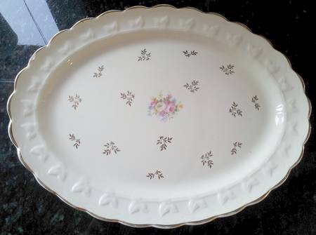 TST613 14" Oval Serving Platter