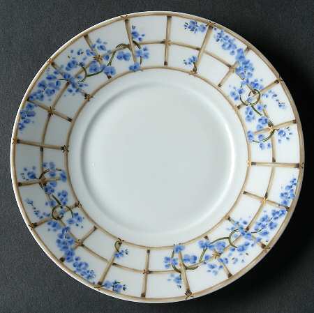 Trellis Saucer
