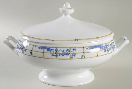 Trellis Oval Covered Vegetable