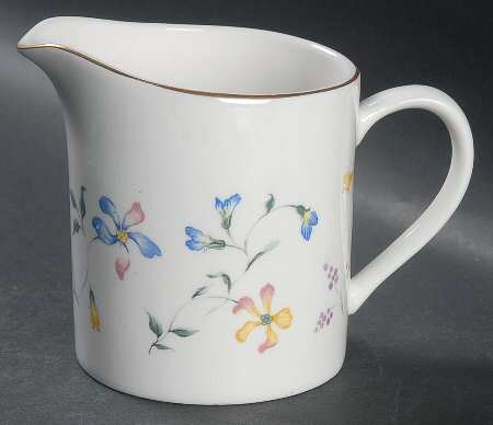 Phlox Creamer