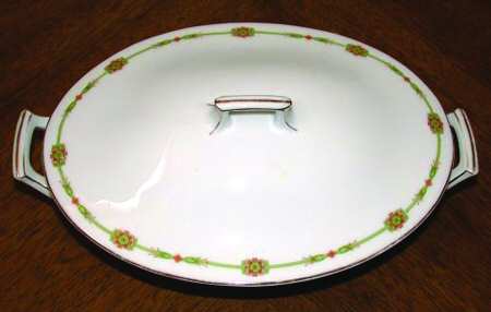 TIR368 Oval Covered Vegetable