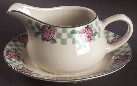 TIE43 Gravy Boat & Underplate