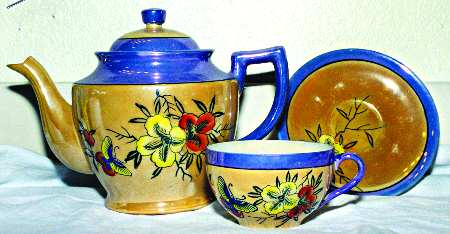 TKI12 Teapot & Lid
