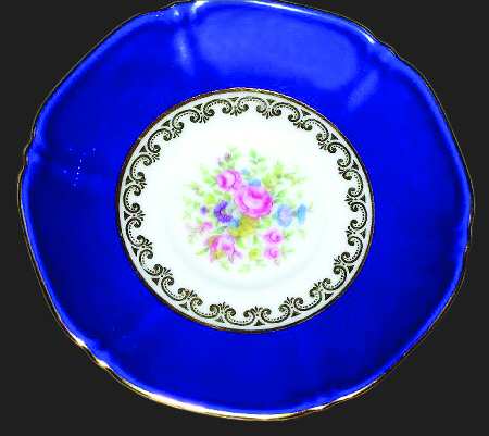 THO328 Saucer