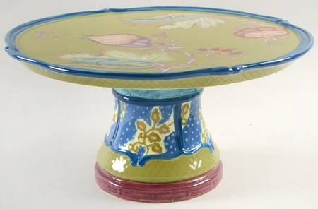 Papillon 11" Diameter Pedestal Cake Stand