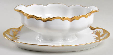 THU305 Gravy Boat with Attached Underplate