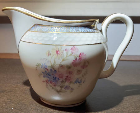 1-106 Creamer