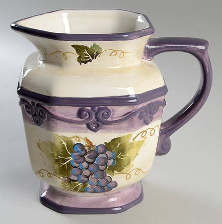 Merlot 64 Oz Pitcher