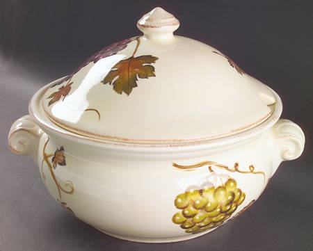 Villa Grande Tureen &  Lid