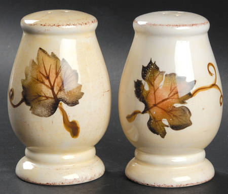 Villa Grande Salt & Pepper Set