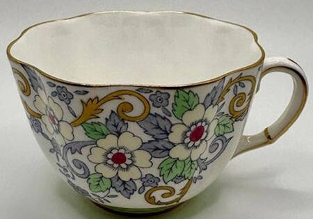 6767A Flat Cup