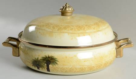 Bellagio 2 Quart Metal Covered Casserole
