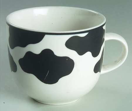 Spotted Cow (Cream) Flat Cup