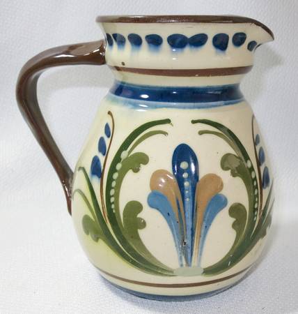 Motto Ware (Cottage) 28 Oz Pitcher
