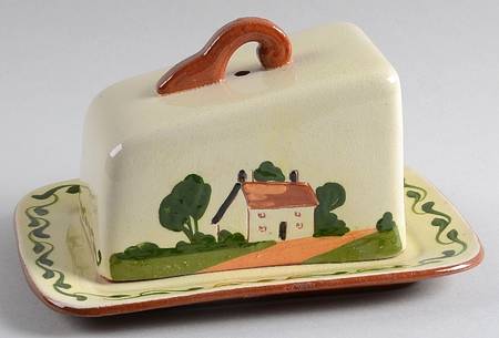 Motto Ware (Cottage) Cheese Dish with Lid (Wedge)
