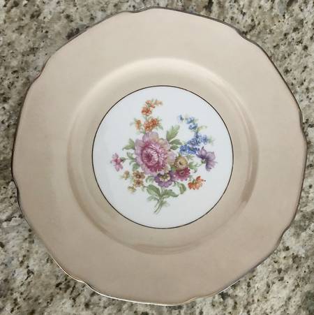 TIR428 Dinner Plate