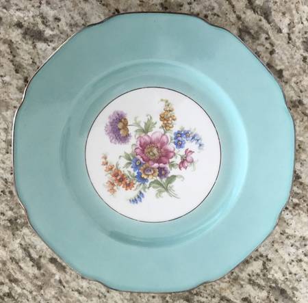 TIR428 Dinner Plate