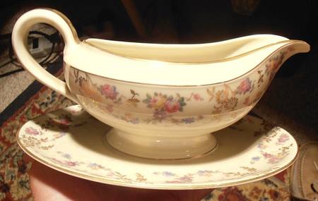 07172 Gravy Boat & Underplate