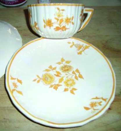 TIC59 Flat Cup & Saucer Set