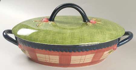 Stonehouse Farm Collection 2 Quart Oval Covered Casserole