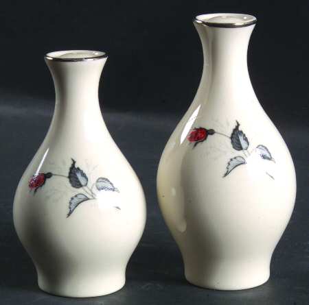 Moulin Rouge (Taylorton) Salt & Pepper Set