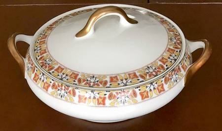 TRV516 Round Covered Vegetable