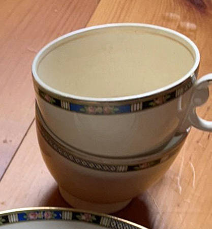 TST874 Footed Cup