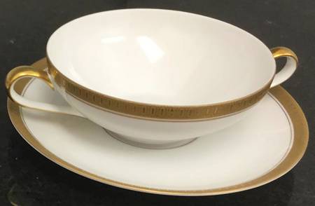 423 Flat Cream Soup Bowl & Saucer Set
