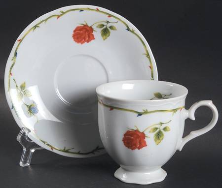 Romantica Footed Cup & Saucer Set