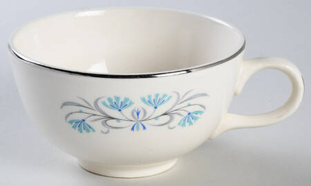 Queens Taste Footed Cup